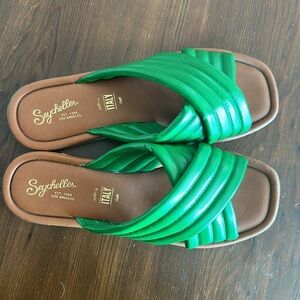 Vibrant green leather sandals Seychelles